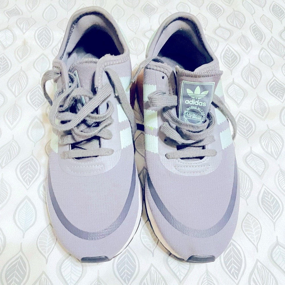 Adidas running shoes size 6.5 W